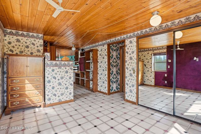 1395 Rolling Thunder Ridge Rd, Sandpoint, ID 83864
