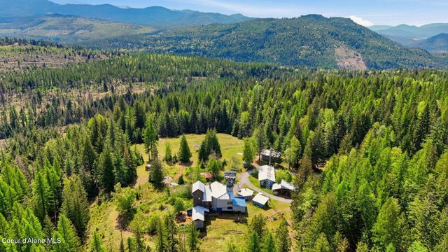 1395 Rolling Thunder Ridge Rd, Sandpoint, ID 83864