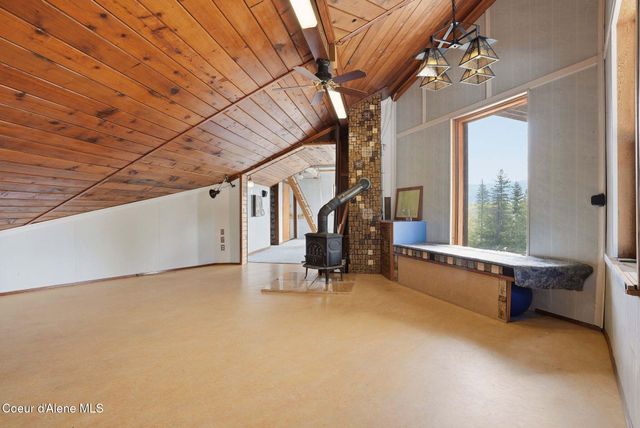 1395 Rolling Thunder Ridge Rd, Sandpoint, ID 83864