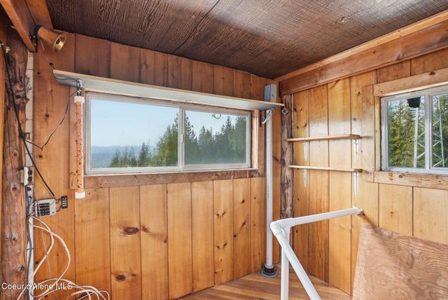 1395 Rolling Thunder Ridge Rd, Sandpoint, ID 83864