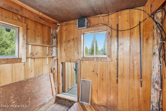 1395 Rolling Thunder Ridge Rd, Sandpoint, ID 83864