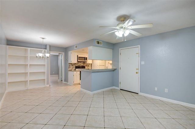 12955 Woodforest Boulevard 37, Houston, TX 77015