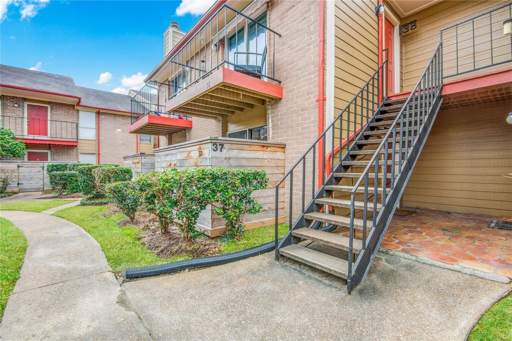 12955 Woodforest Boulevard 37, Houston, TX 77015