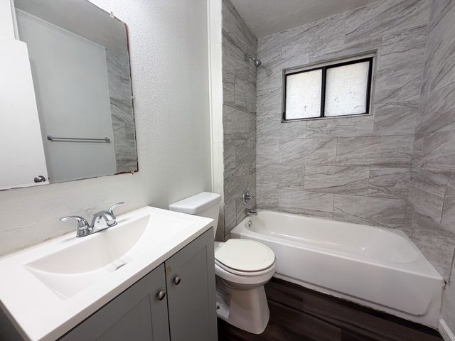 118 Brazos Street, Garland, TX 75041