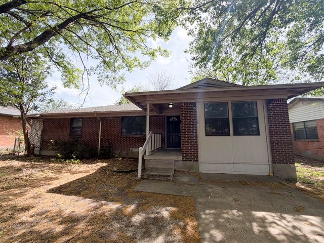 118 Brazos Street, Garland, TX 75041