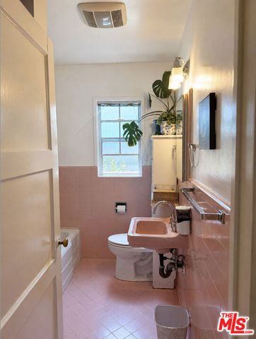 12024 National Boulevard, Los Angeles, CA 90064