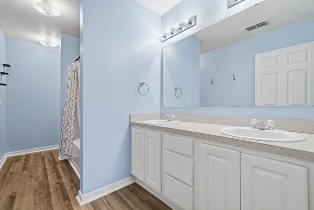 1327 Jeffrine Drive, Crestview, FL 32536
