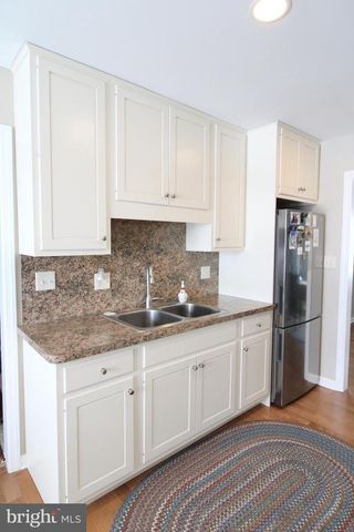 923 JADE AVE, Lancaster, PA 17601