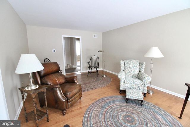 923 JADE AVE, Lancaster, PA 17601