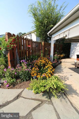 923 JADE AVE, Lancaster, PA 17601