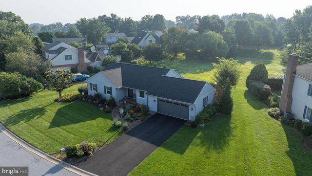 923 JADE AVE, Lancaster, PA 17601