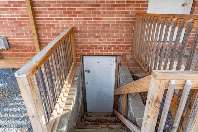 1253 Highway 321, Hampton, TN 37658