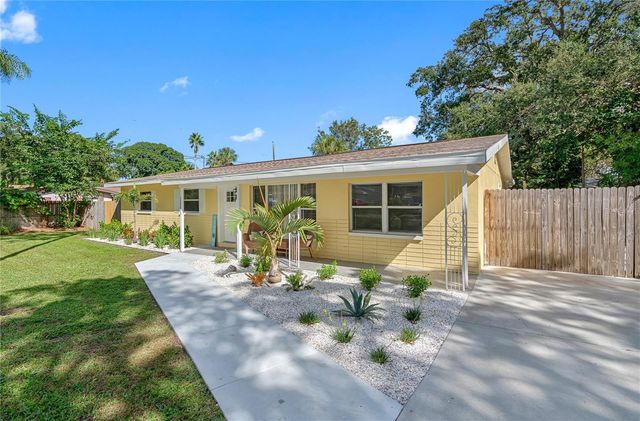 12271 137TH STREET N, Largo, FL 33774