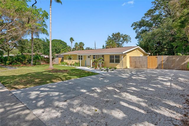 12271 137TH STREET N, Largo, FL 33774