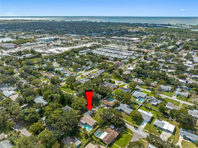 12271 137TH STREET N, Largo, FL 33774