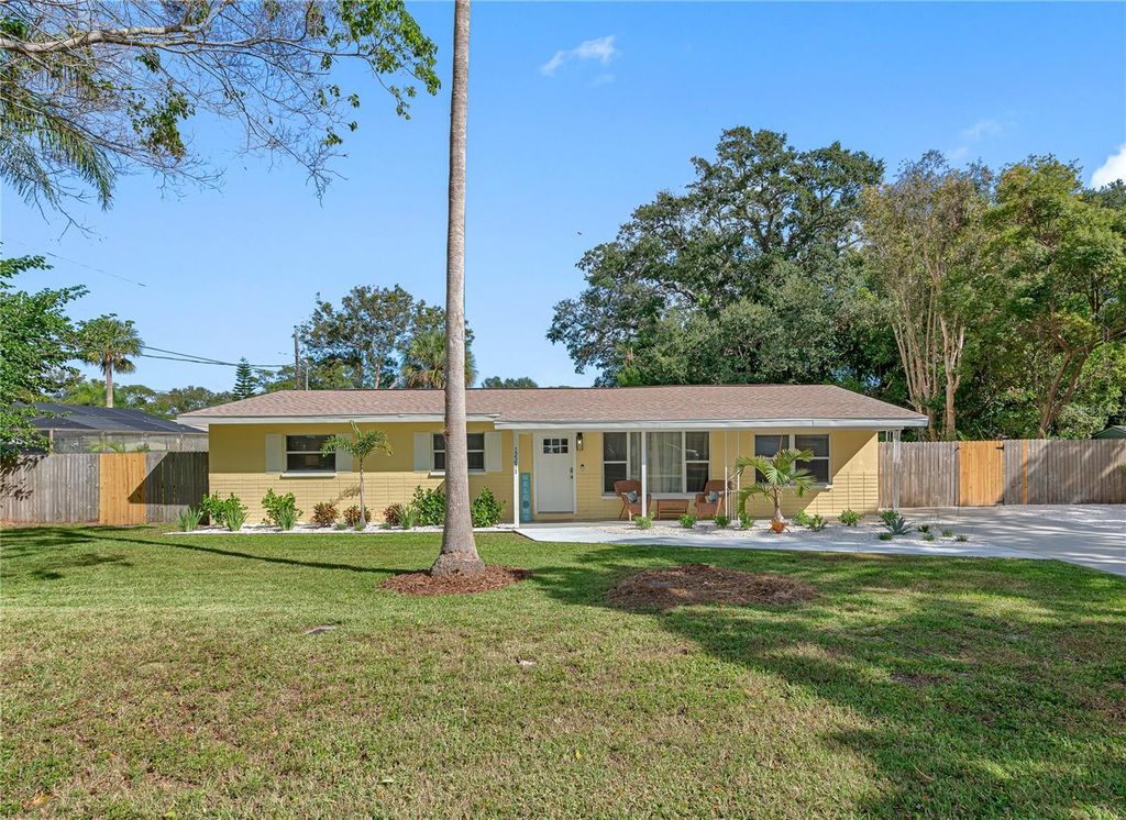 12271 137TH STREET N, Largo, FL 33774