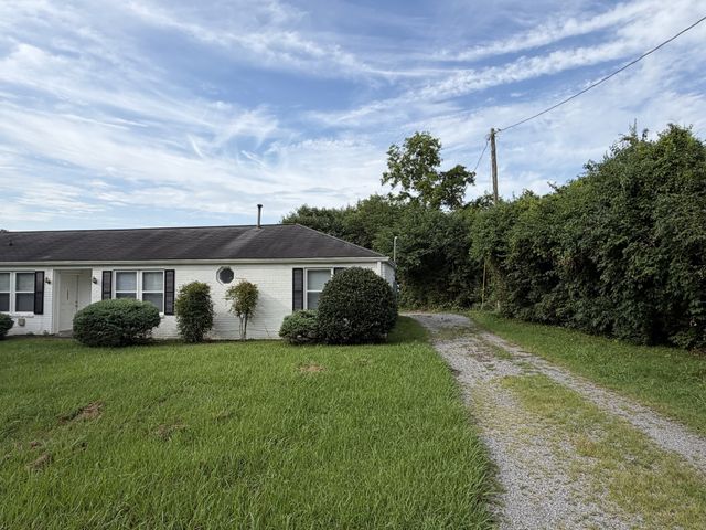 1506 Idlewild Dr Apt A, Lebanon, TN 37087