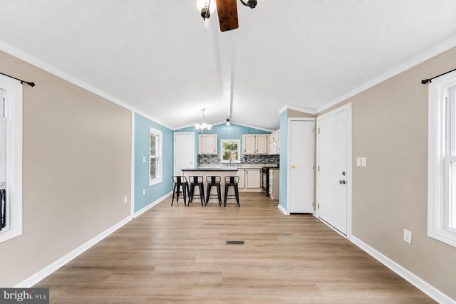 10 VINTAGE LN, Honey Brook, PA 19344