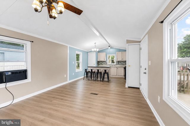 10 VINTAGE LN, Honey Brook, PA 19344