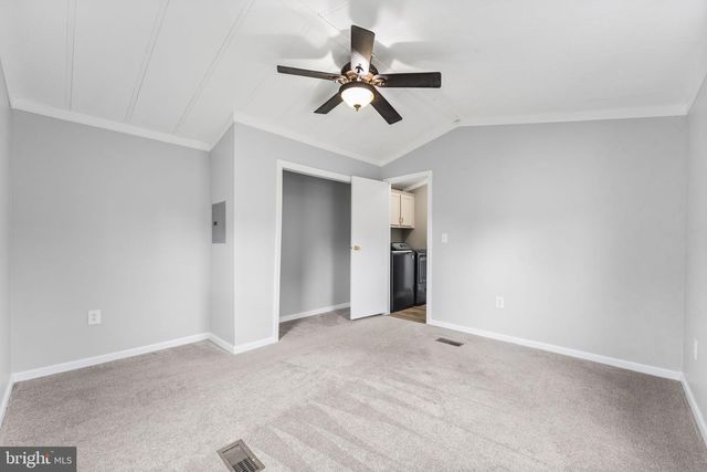 10 VINTAGE LN, Honey Brook, PA 19344
