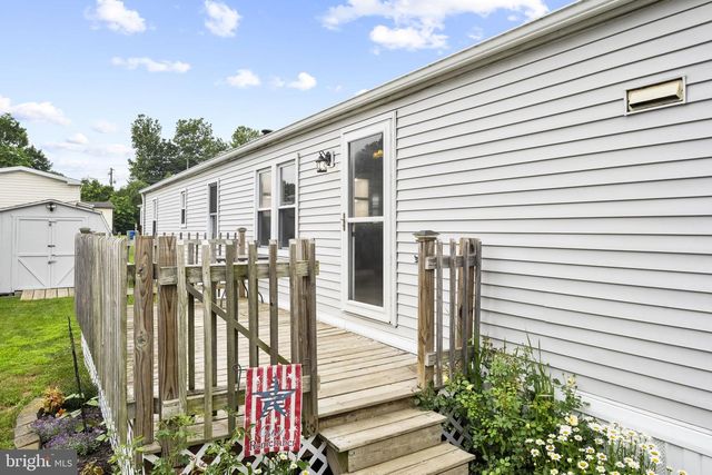 10 VINTAGE LN, Honey Brook, PA 19344