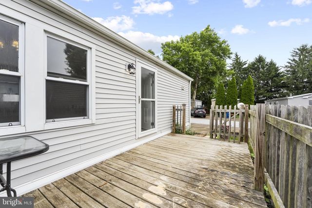 10 VINTAGE LN, Honey Brook, PA 19344
