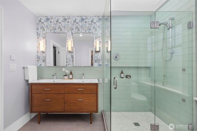 2502 E Roanoke Street, Seattle, WA 98112