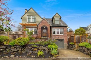 2502 E Roanoke Street, Seattle, WA 98112