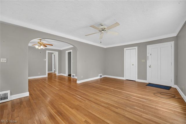3559 Gridley Road, Shaker Heights, OH 44122