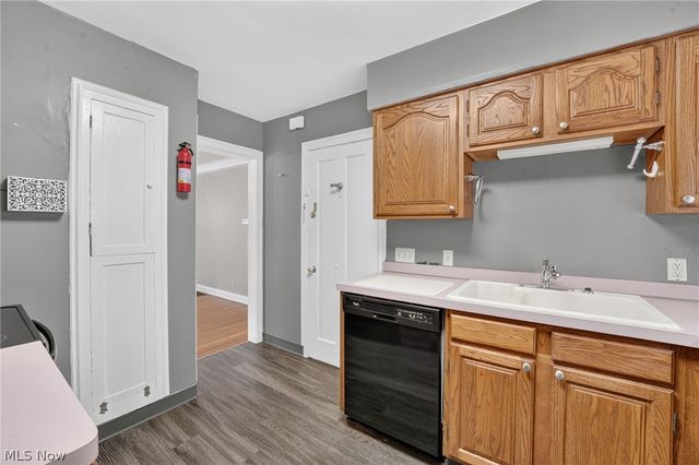 3559 Gridley Road, Shaker Heights, OH 44122