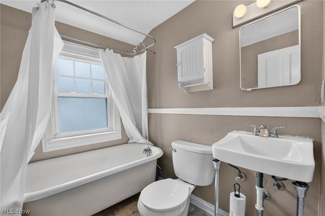 3559 Gridley Road, Shaker Heights, OH 44122