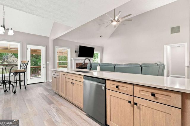 3850 Pilgrim Mill Road, Cumming, GA 30041