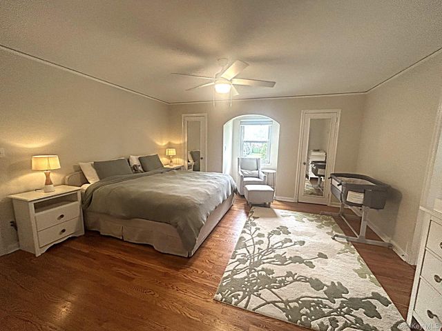 24 Sargent Road, Scarsdale, NY 10583