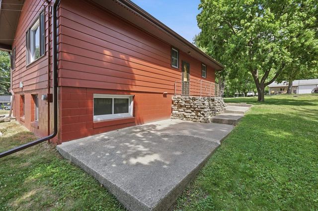 11140 N Ridge Road, Edgerton, WI 53534