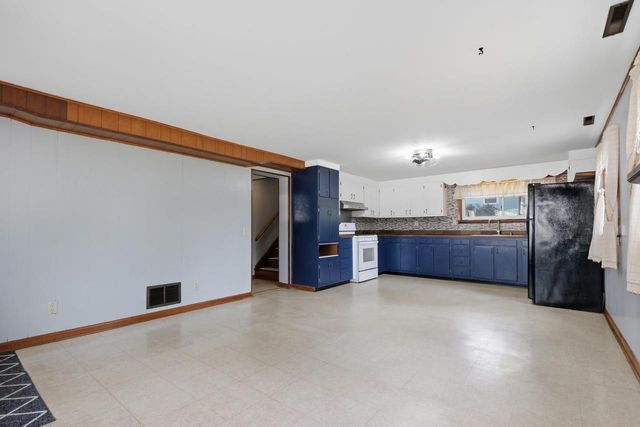 11140 N Ridge Road, Edgerton, WI 53534