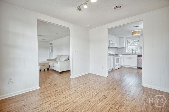 1001 Moreland Drive, Watkinsville, GA 30677