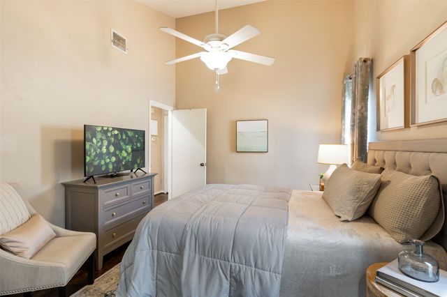 17490 Meandering Way 804, Dallas, TX 75252