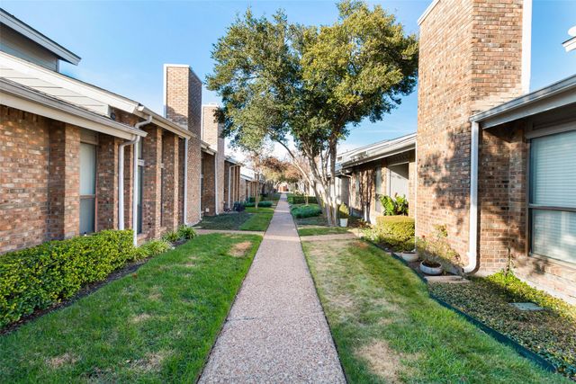 17490 Meandering Way 804, Dallas, TX 75252