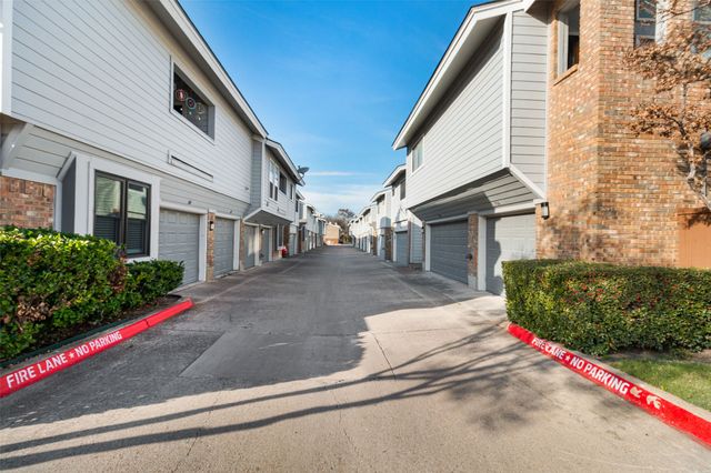 17490 Meandering Way 804, Dallas, TX 75252