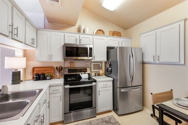 17490 Meandering Way 804, Dallas, TX 75252