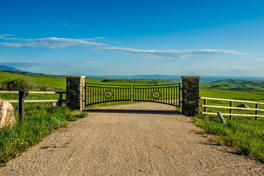 180 Styx Road, Big Horn, WY 82833 photo 2