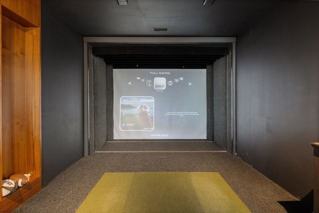 150 Seaport Blvd 8A, Boston, MA 02210