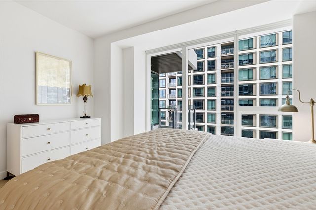 150 Seaport Blvd 8A, Boston, MA 02210