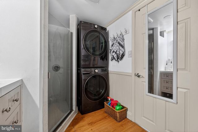 18 E LOUDOUN ST, Round Hill, VA 20141