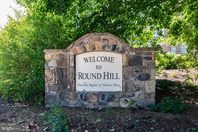18 E LOUDOUN ST, Round Hill, VA 20141