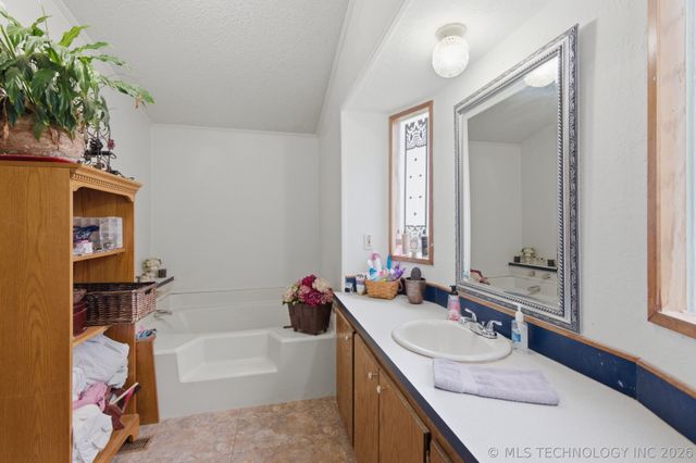369300 E 5400 Road, Cleveland, OK 74020