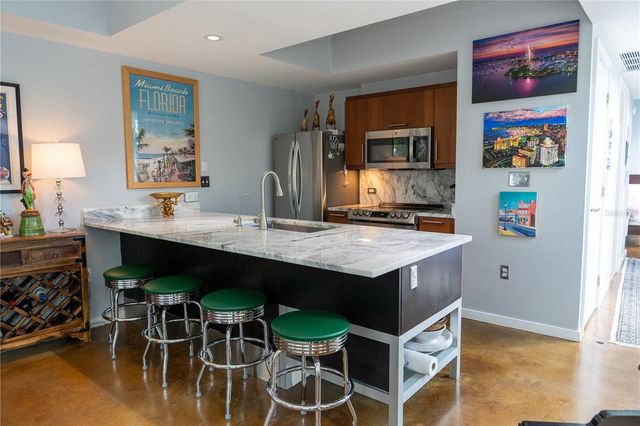 1350 MAIN STREET 200, Sarasota, FL 34236