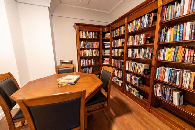 1350 MAIN STREET 200, Sarasota, FL 34236