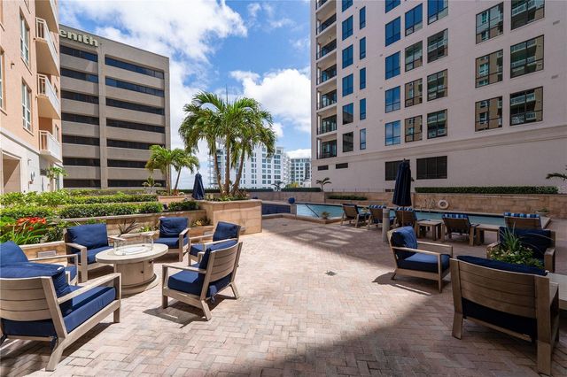 1350 MAIN STREET 200, Sarasota, FL 34236