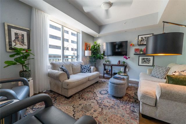 1350 MAIN STREET 200, Sarasota, FL 34236